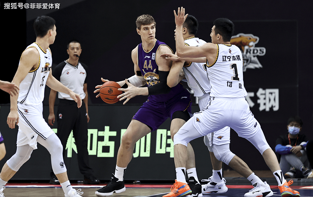 包含关键时刻勒沃库森内部沟通——法甲节点到来,球迷炸锅,临场指挥获称赞的词条 包含关键时刻勒沃库森内部沟通——法甲节点到来,球迷炸锅,临场指挥获称赞的词条